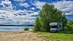 How to Balance Cooling Needs with Energy Consumption in RVs